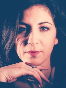 Iness Batita psychologue hainaut